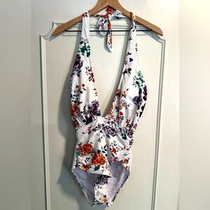 Cupshe Floral One Piece "Rose Garden" - Size M